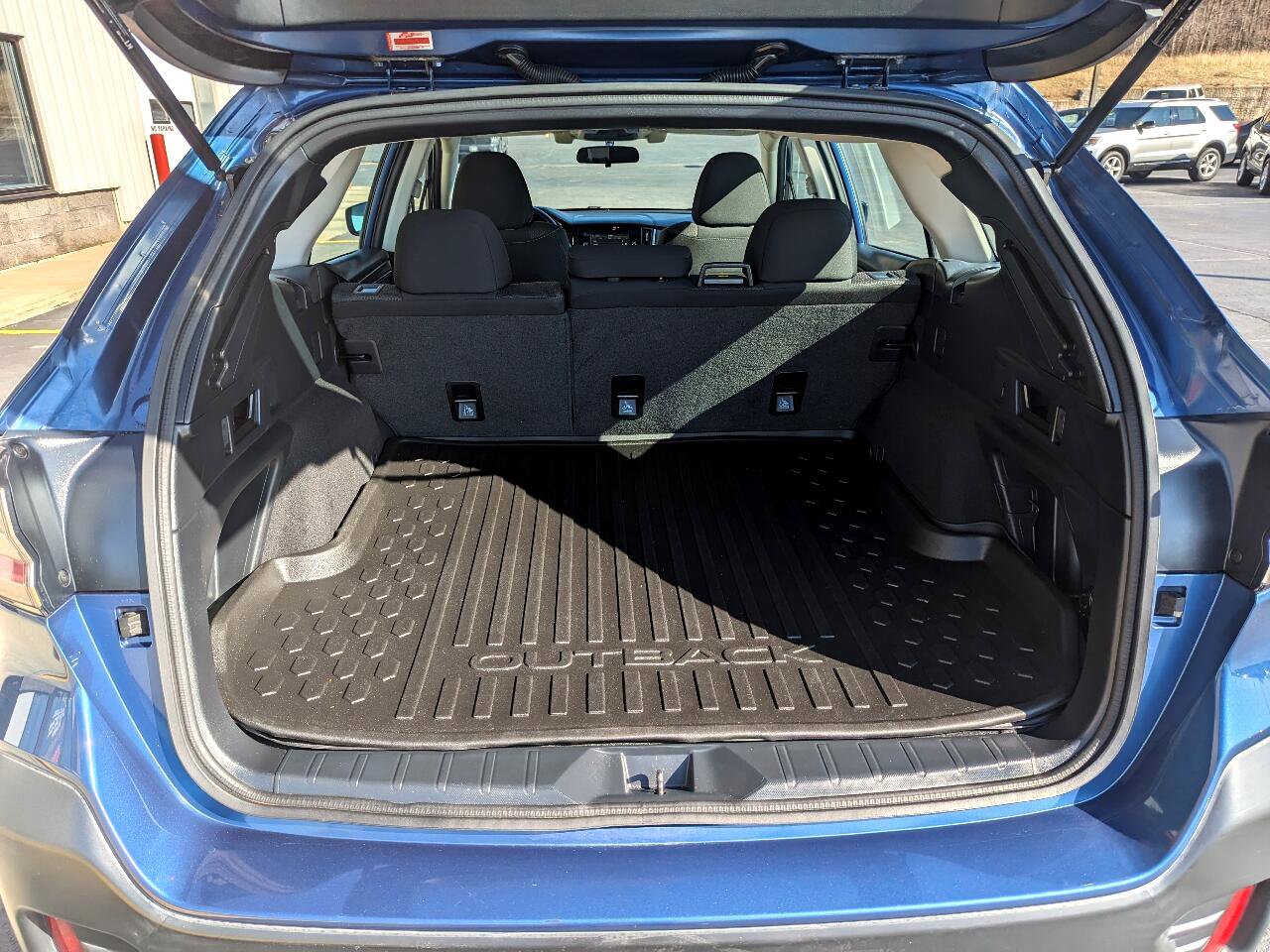 Used 2020 Subaru Outback image 14