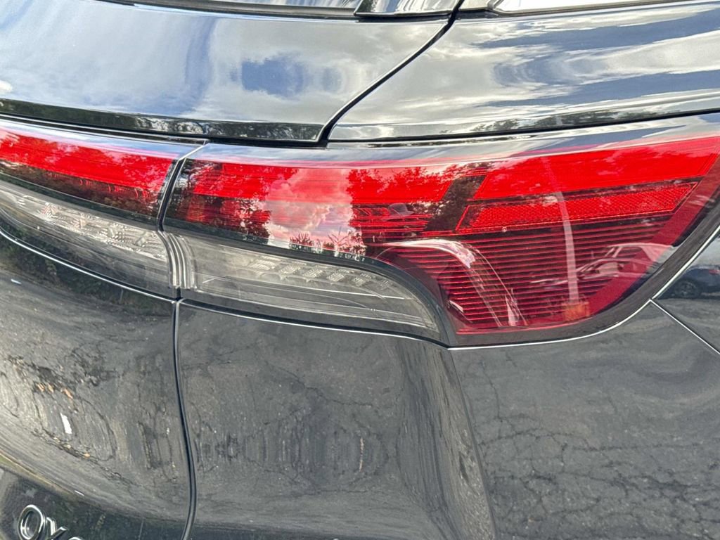 Certified 2025 INFINITI QX60 Luxe w/ Black Edition image 29