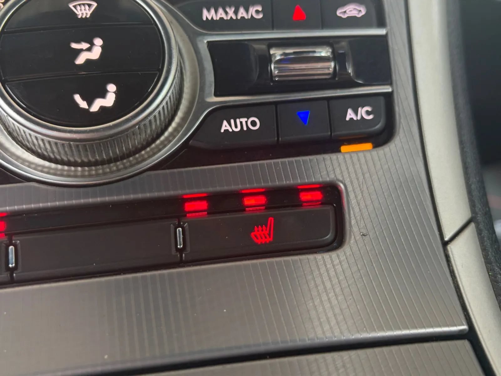 Used 2019 Lincoln MKZ Premiere AWD/4WD image 25