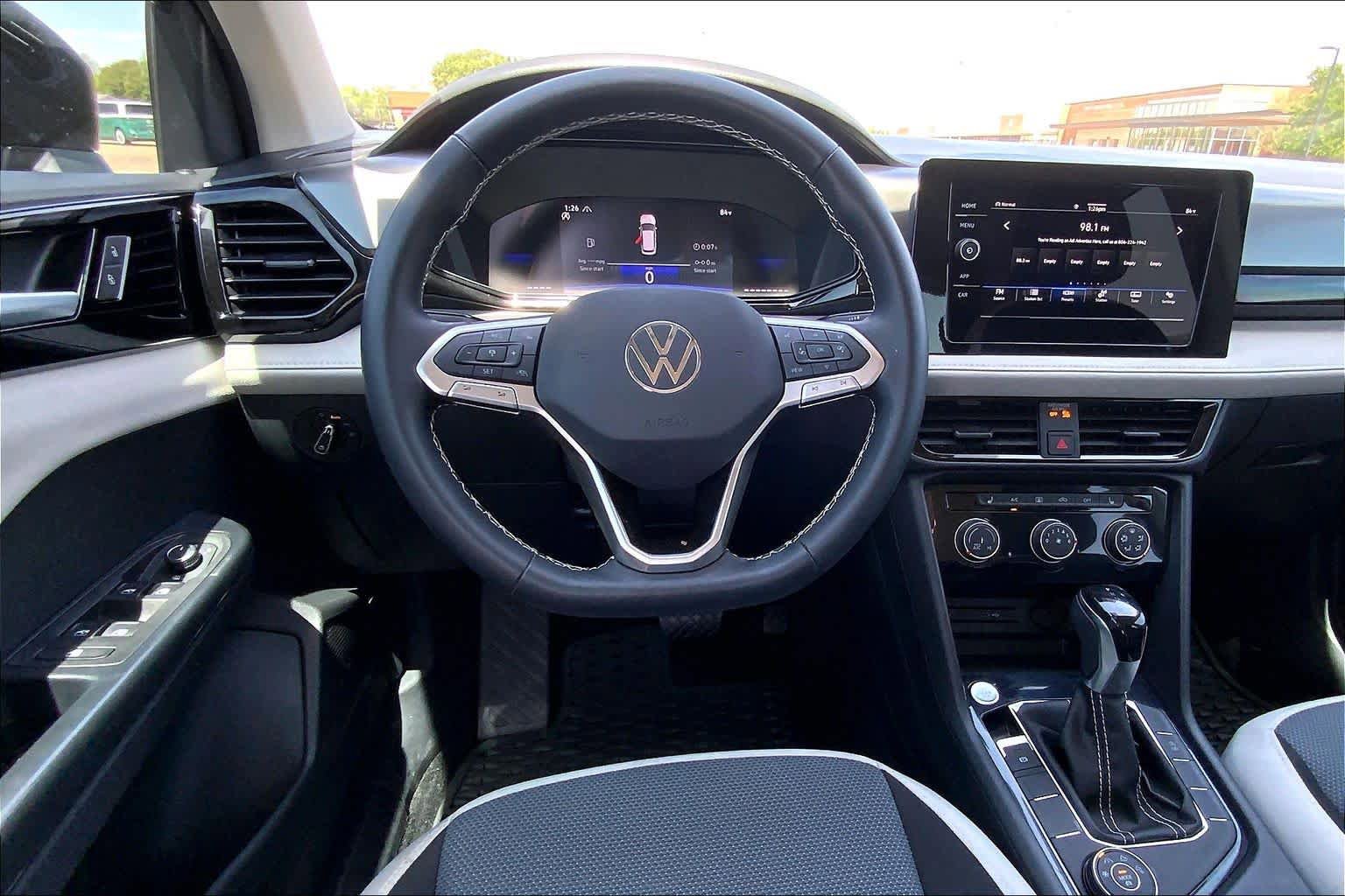 Used 2025 Volkswagen Taos S AWD/4WD image 6