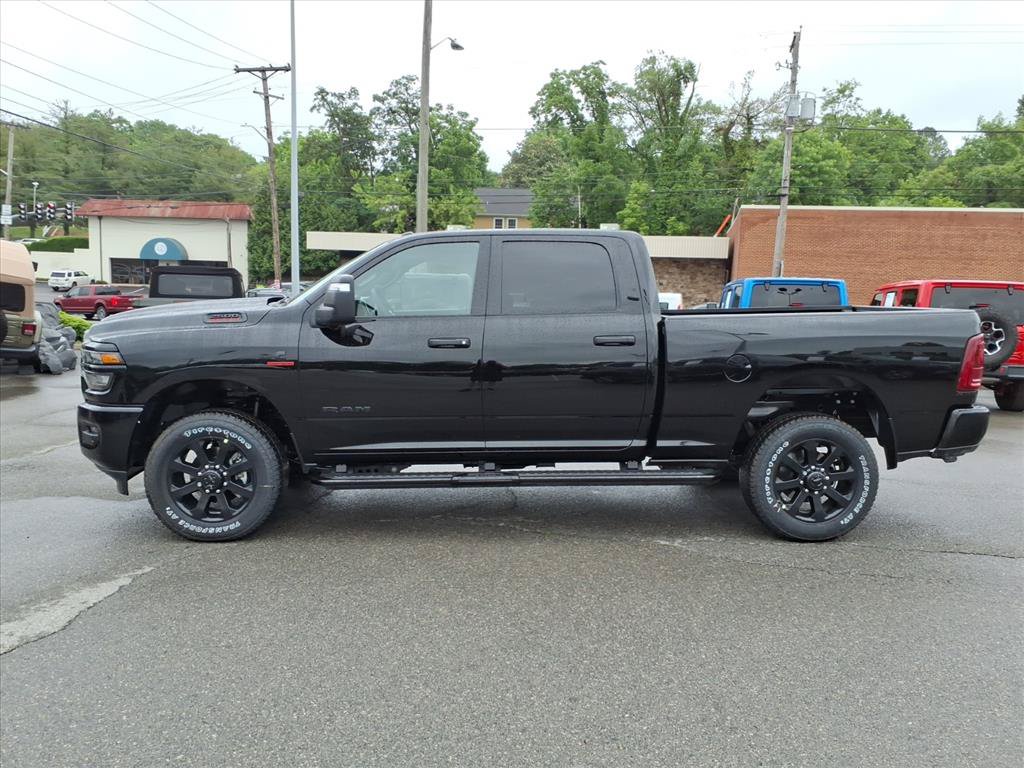 New 2026 RAM 2500 Big Horn AWD/4WD image 7