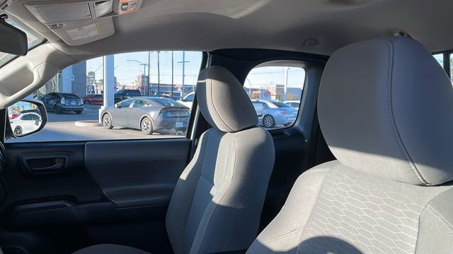 Used 2016 Toyota Tacoma SR w/ SR Convenience Package image 13