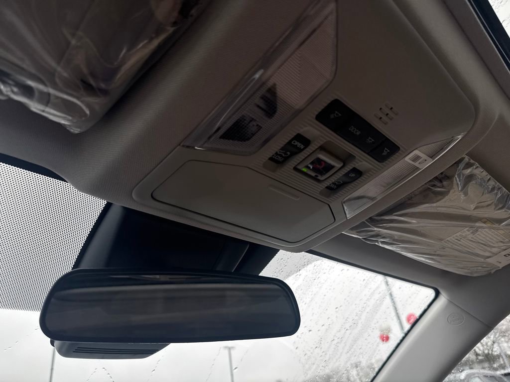 New 2025 Toyota RAV4 XLE image 30