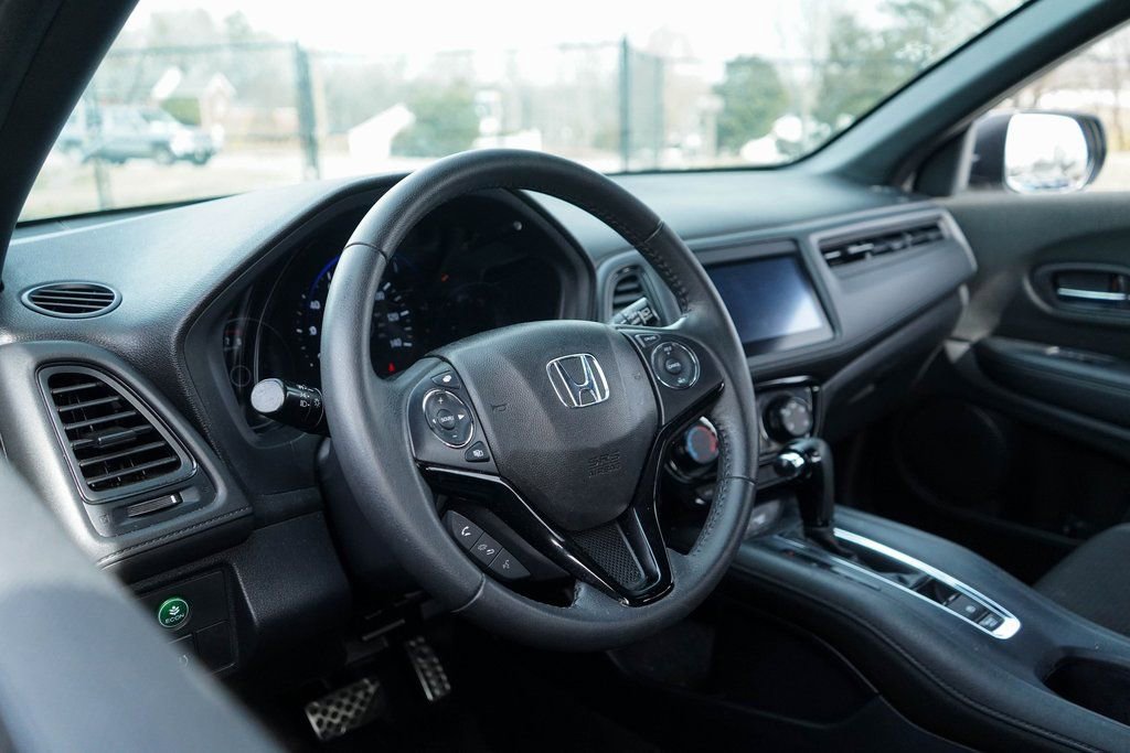 Used 2022 Honda HR-V Sport image 6