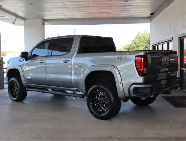 Used 2023 GMC Sierra 1500 Elevation w/ Preferred Package AWD/4WD image 3