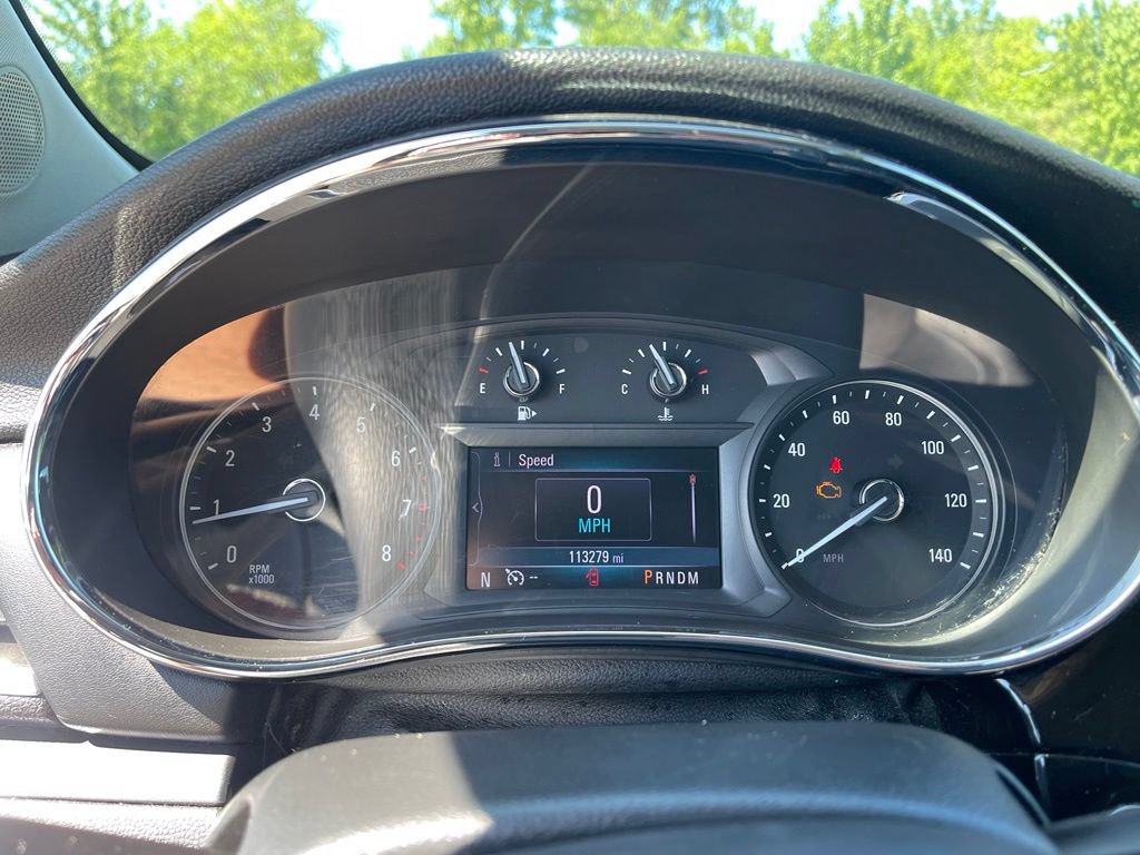 Used 2020 Buick Encore Preferred FWD image 9