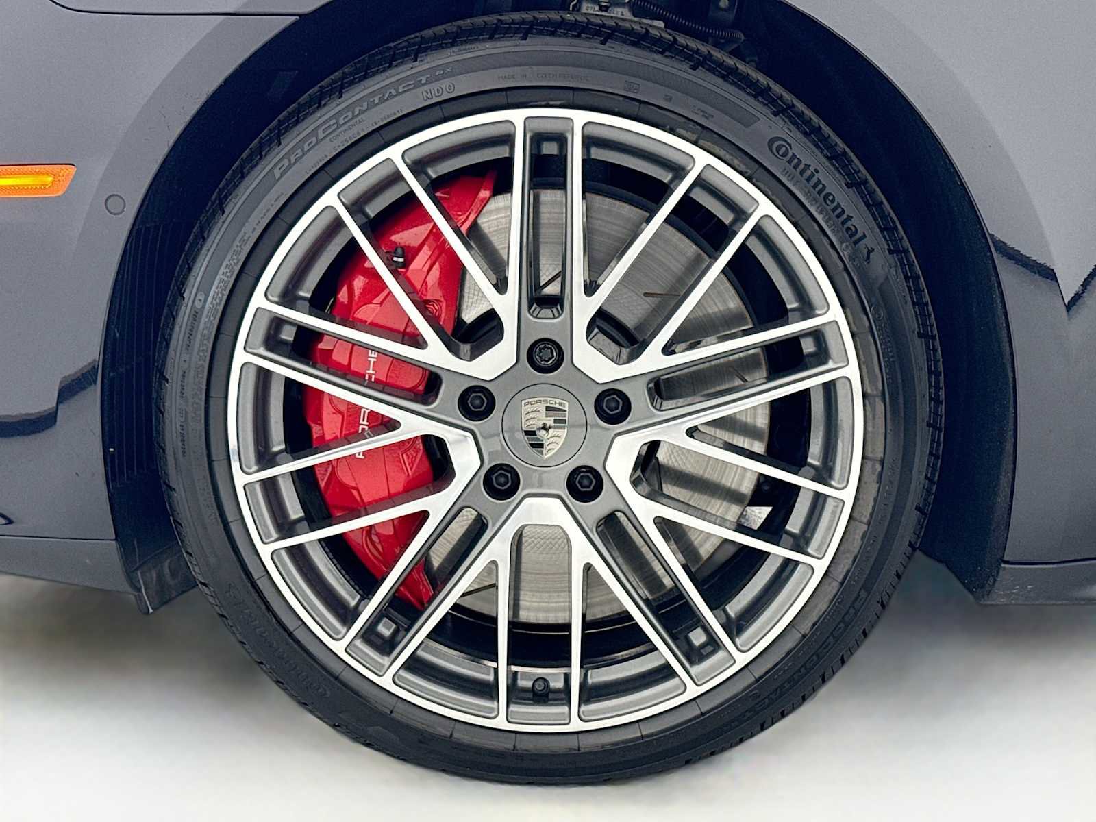 New 2025 Porsche Panamera Turbo image 33