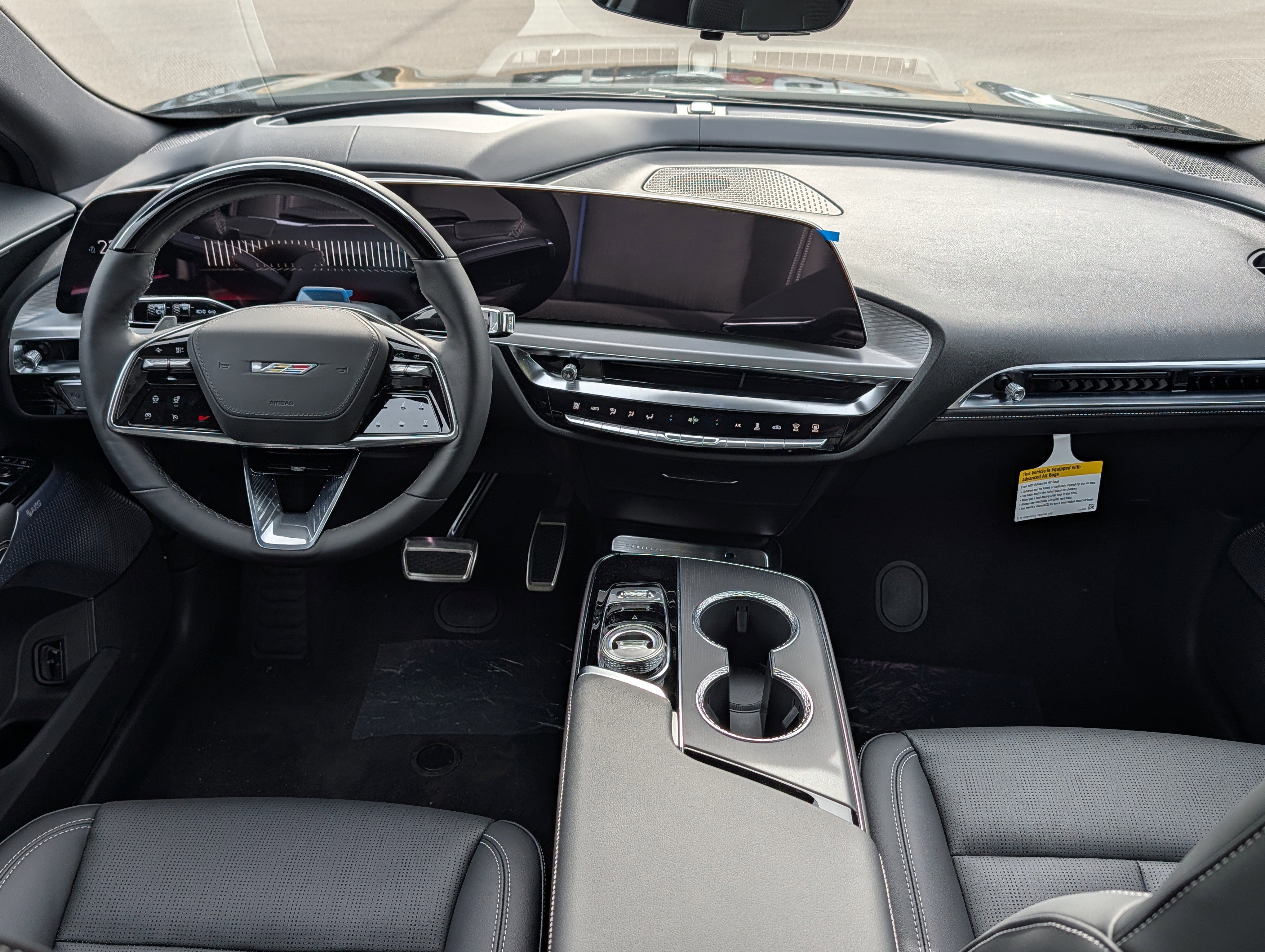 New 2026 Cadillac Lyriq V image 8