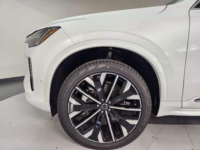 New 2025 Volvo XC90 B6 Plus w/ Protection Package Premier image 11