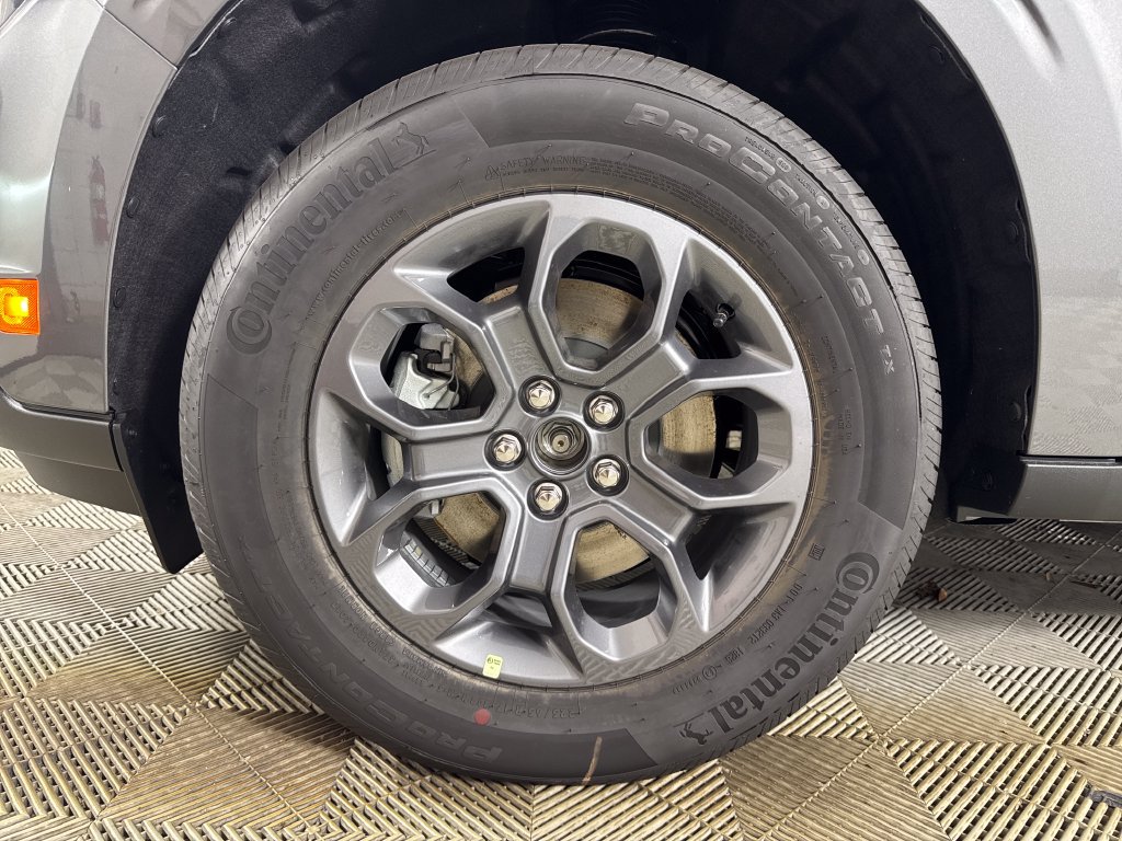 New 2026 Ford Maverick XLT w/ XLT Luxury Package FWD image 16