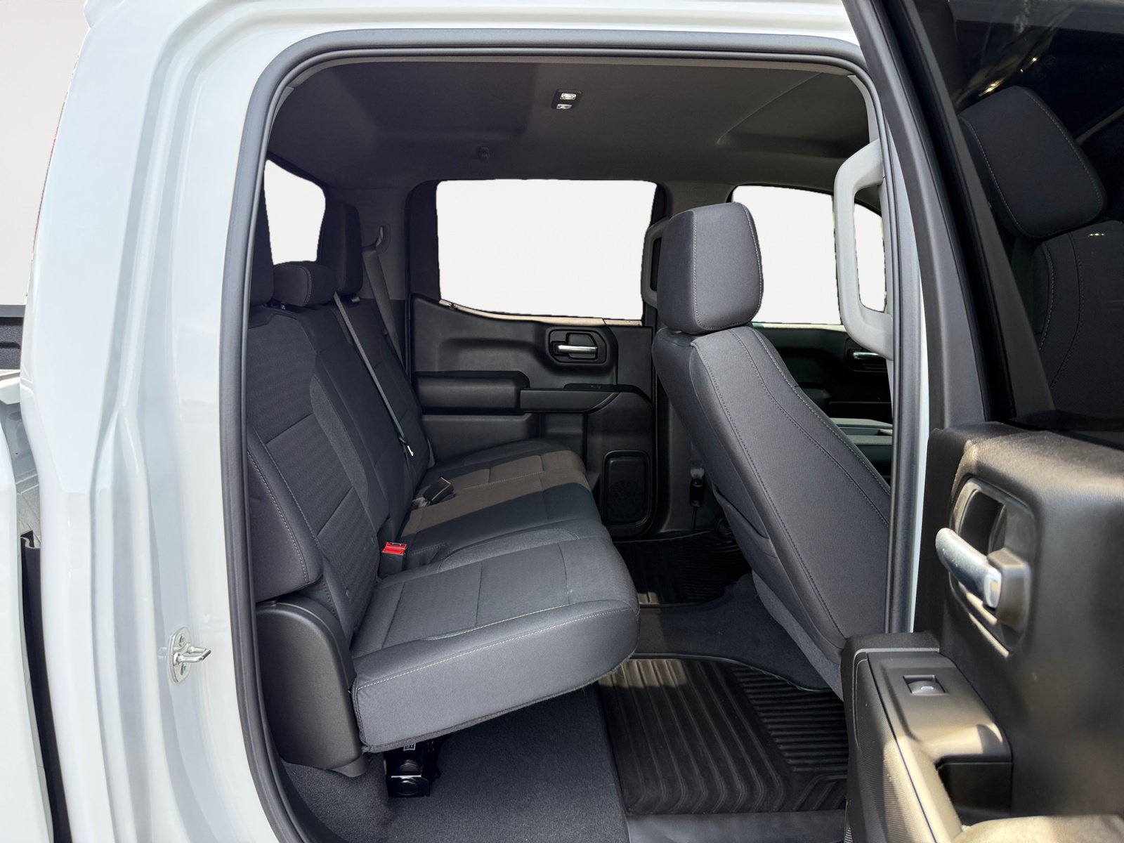 Used 2026 Chevrolet Silverado 1500 Custom RWD image 18