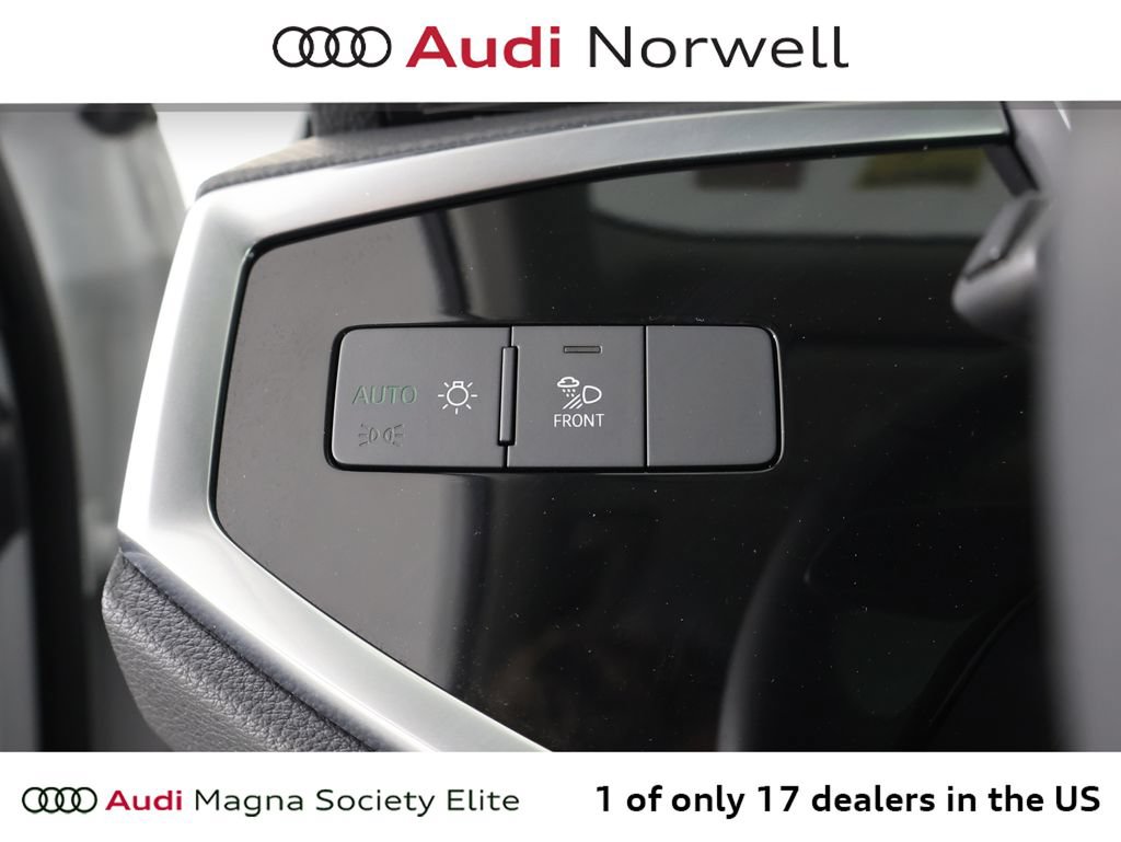 Certified 2025 Audi Q3 2.0T Premium w/ Convenience Package AWD/4WD image 25