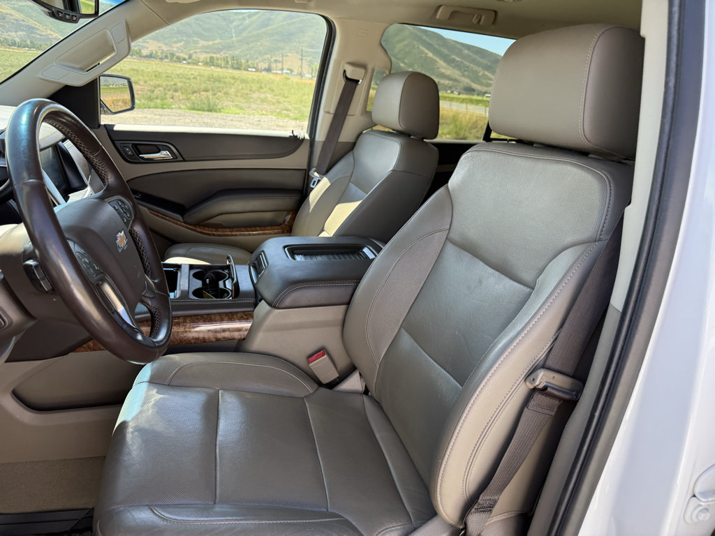 Used 2020 Chevrolet Tahoe Premier AWD/4WD image 15