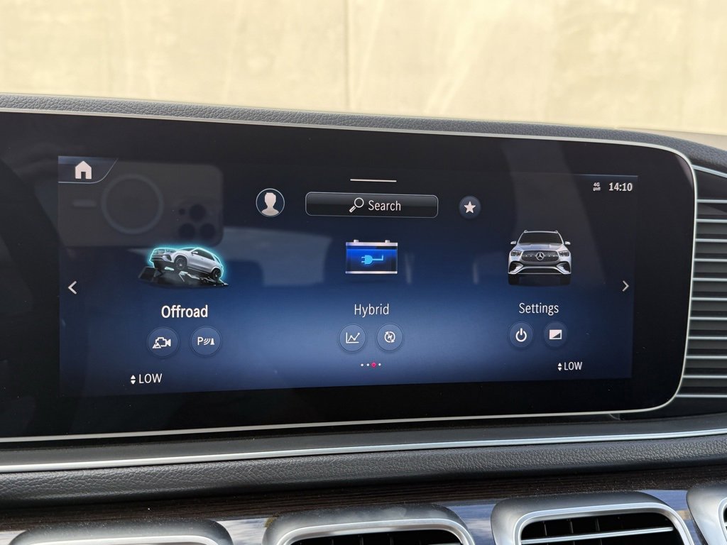 Used 2025 Mercedes-Benz GLE 450e 4MATIC image 15