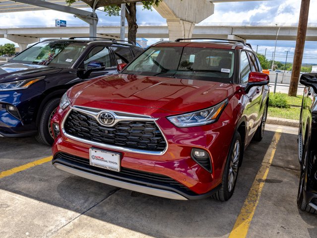New 2026 Toyota Highlander Platinum AWD/4WD image 1
