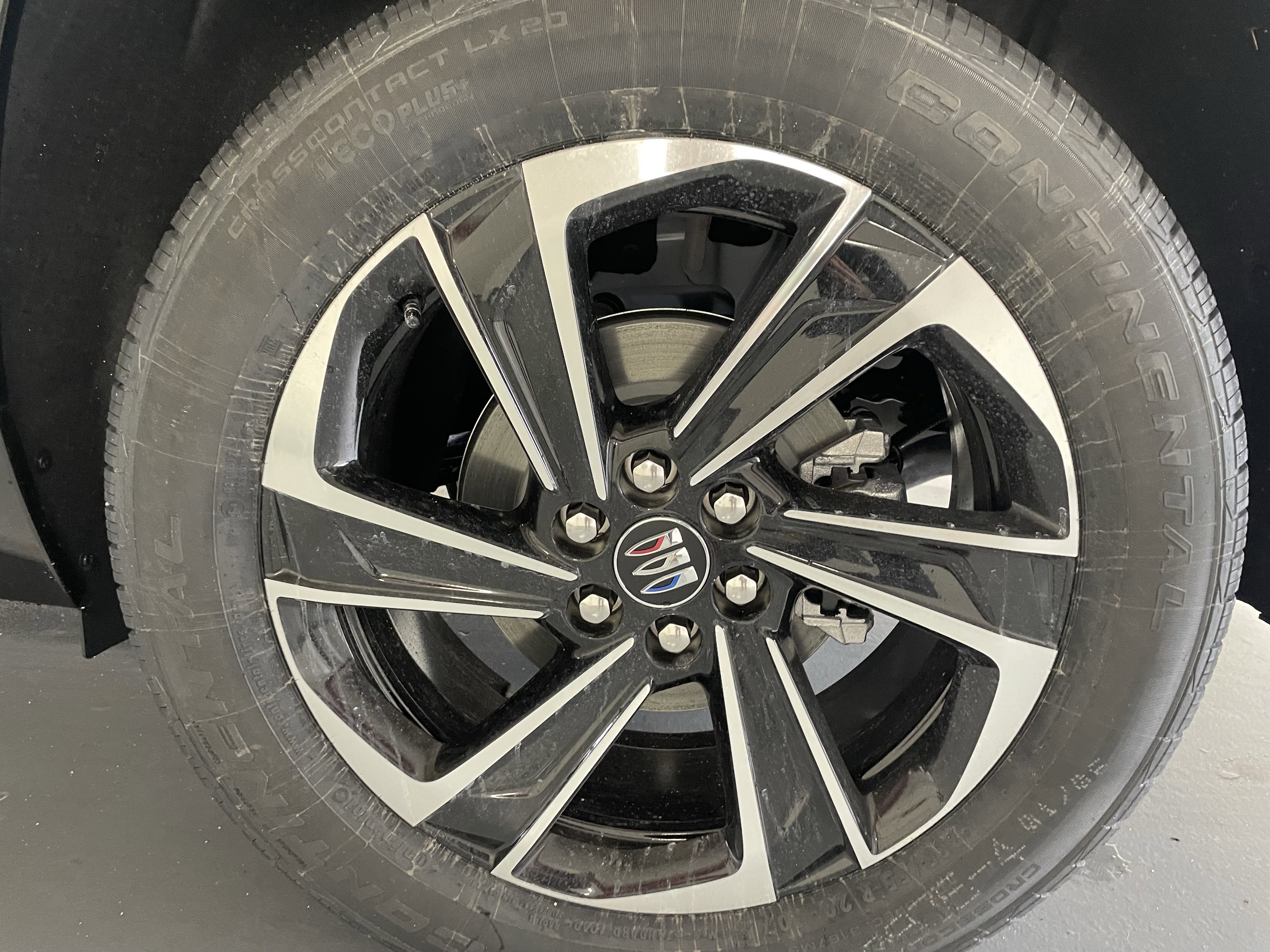 New 2026 Buick Enclave Sport Touring w/ Power Package image 7