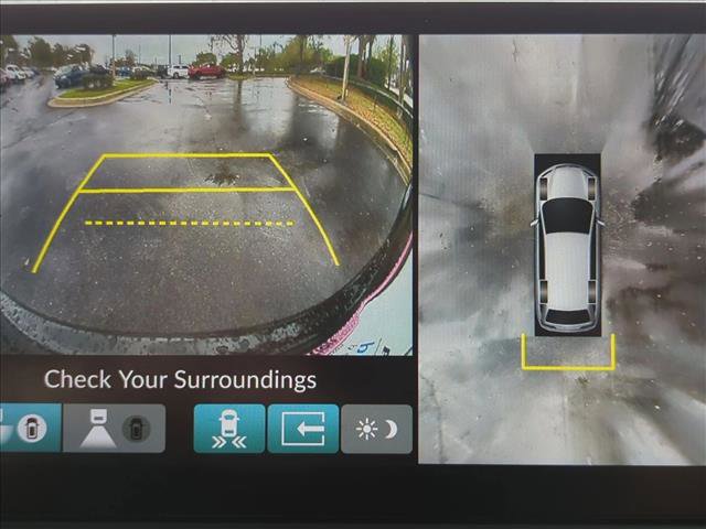 Certified 2025 Honda Pilot Elite image 13