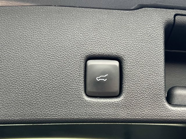 Certified 2024 Ford Escape ST-Line w/ Tech Pack #1 AWD/4WD image 13