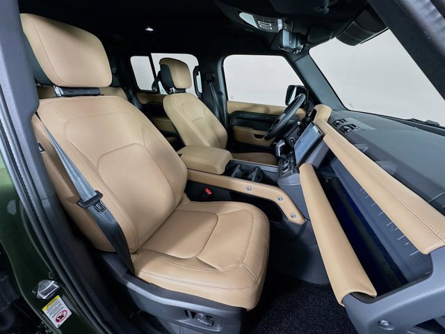New 2026 Land Rover Defender 110 S image 30