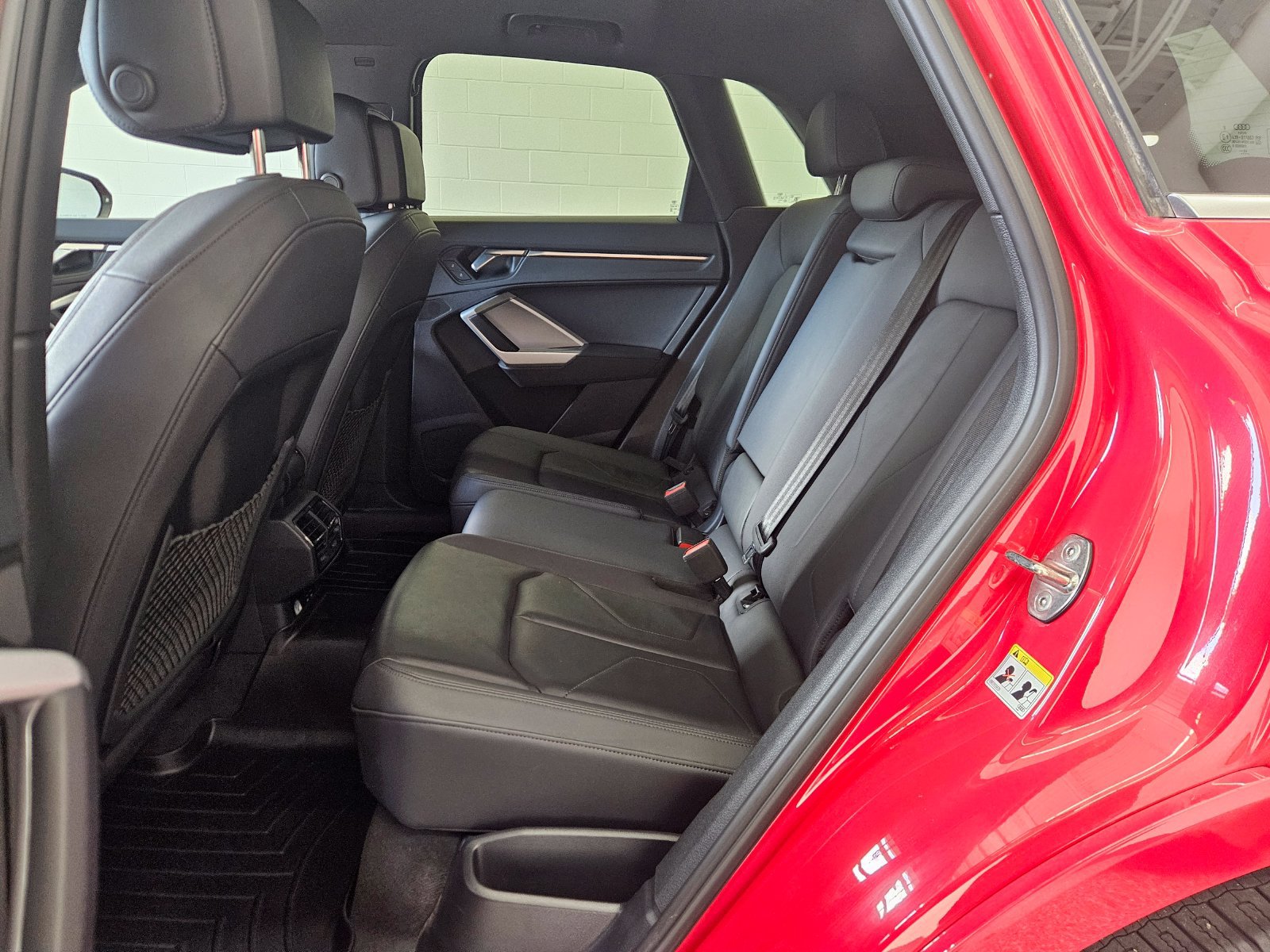 Used 2025 Audi Q3 2.0T Premium AWD/4WD image 38