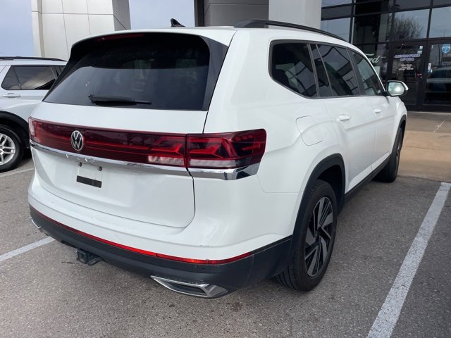 Used 2025 Volkswagen Atlas SE image 6