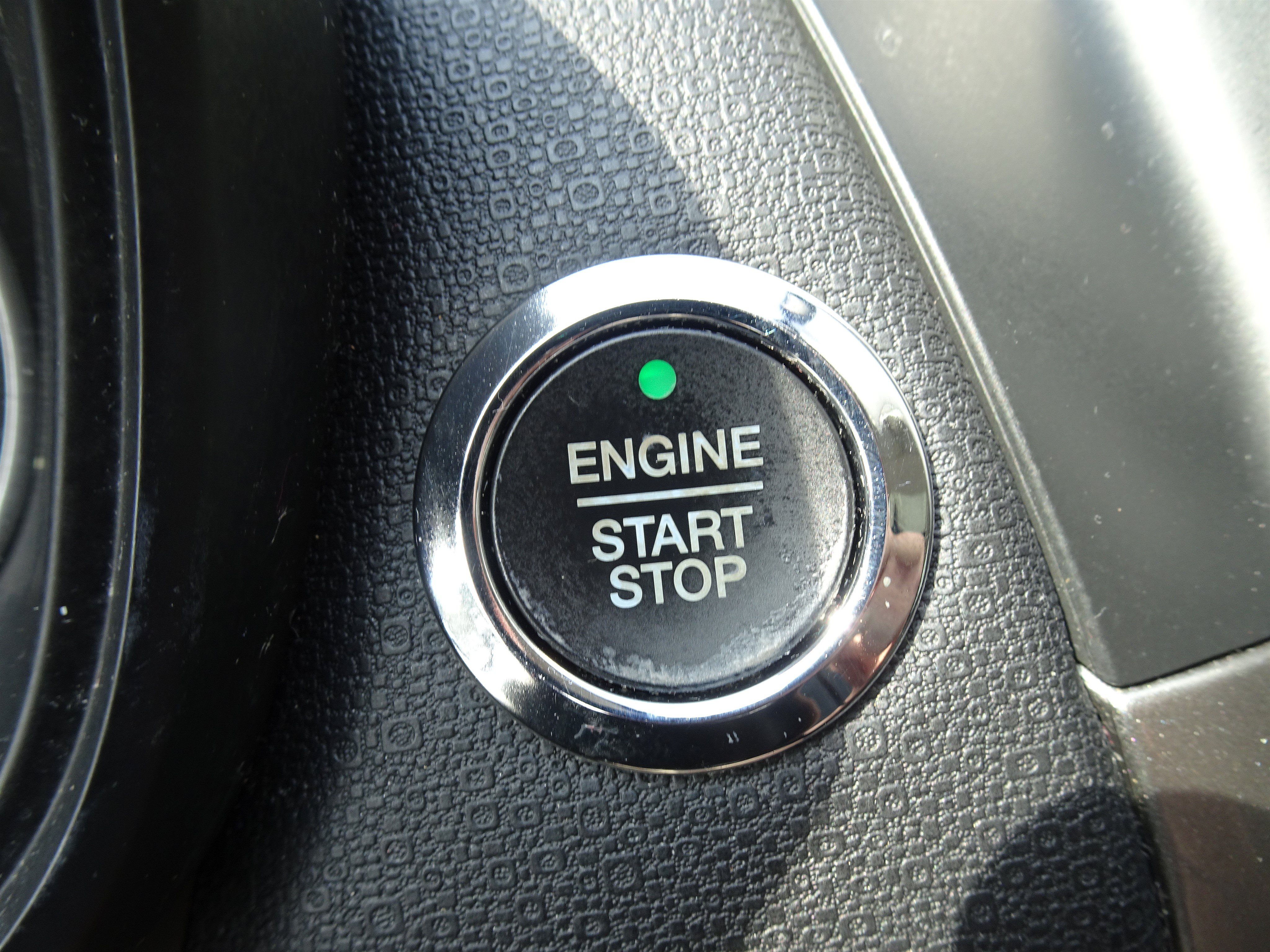 Used 2020 Ford EcoSport SE w/ SE Convenience Package FWD image 26