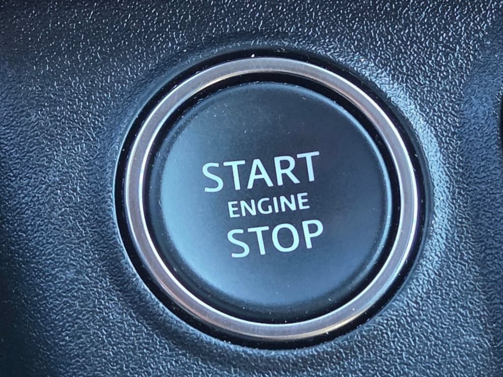 Used 2024 Land Rover Defender 110 SE AWD/4WD image 45