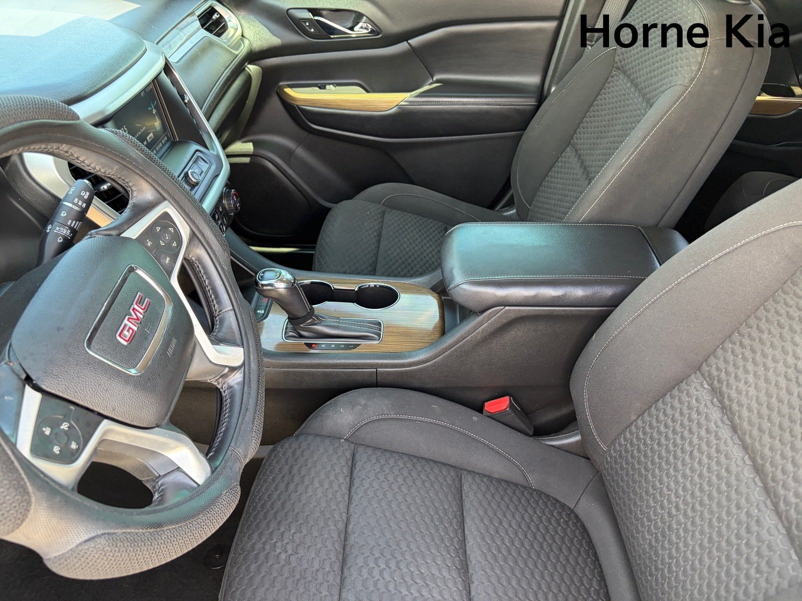 Used 2018 GMC Acadia SLE FWD image 14