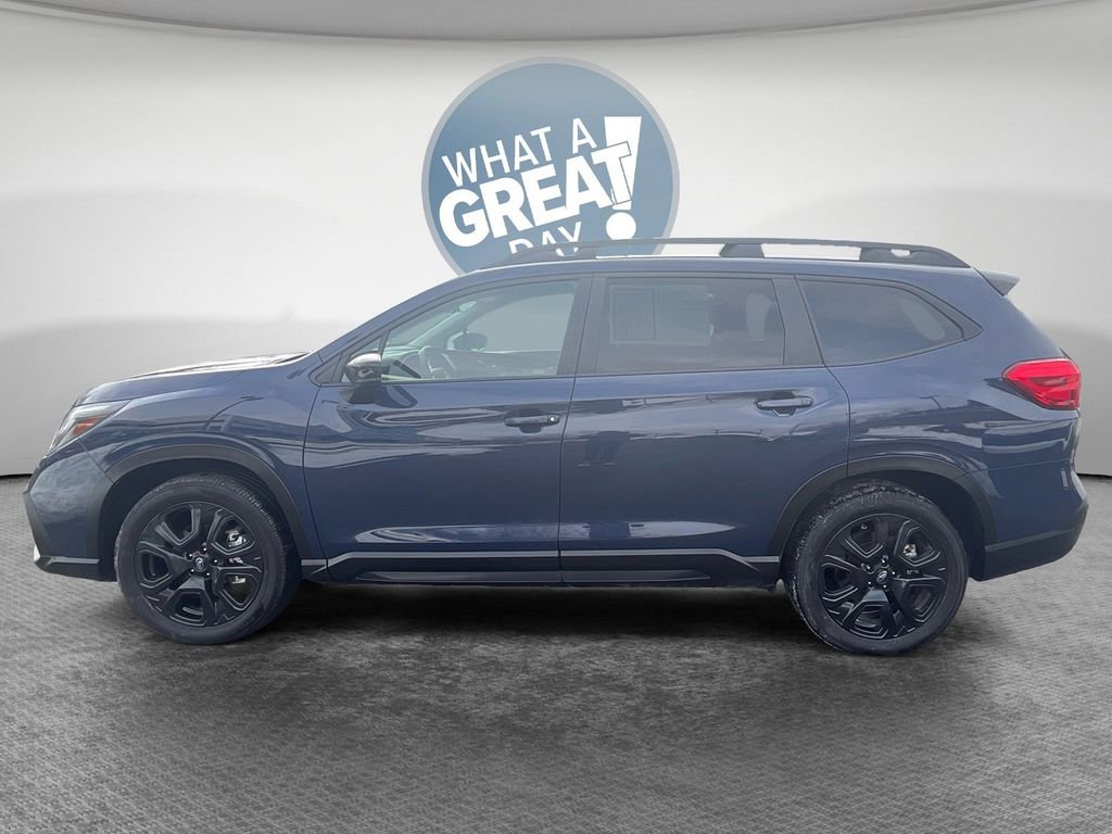 Used 2025 Subaru Ascent Onyx Edition image 7
