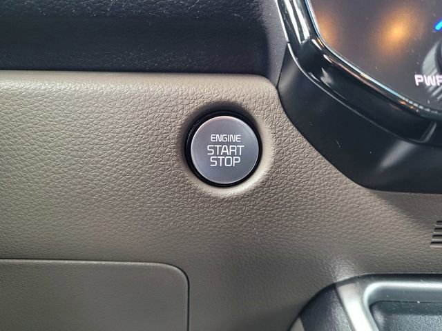 Used 2025 Kia Carnival LX FWD image 16