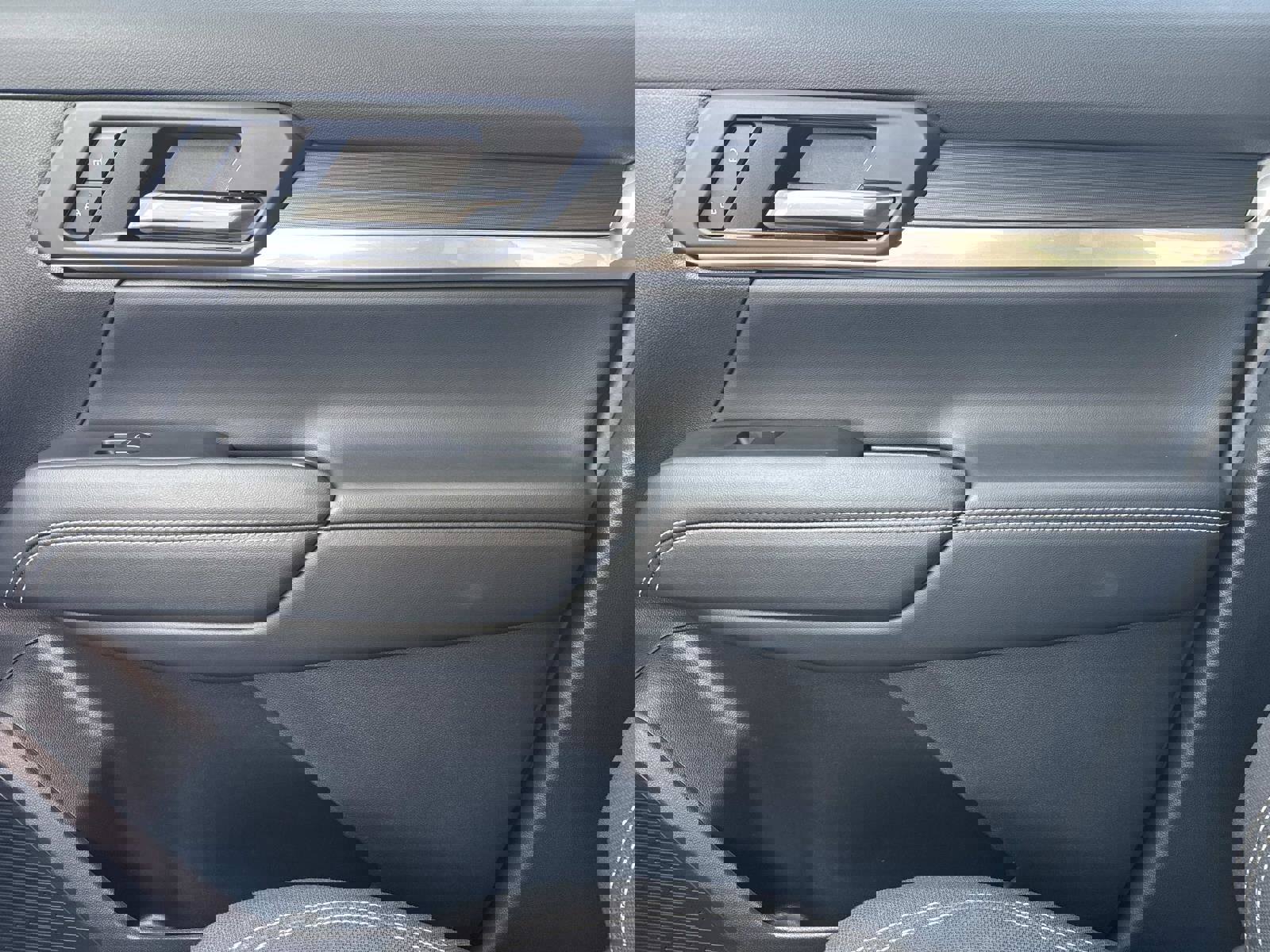 Used 2025 GMC Terrain Elevation image 22