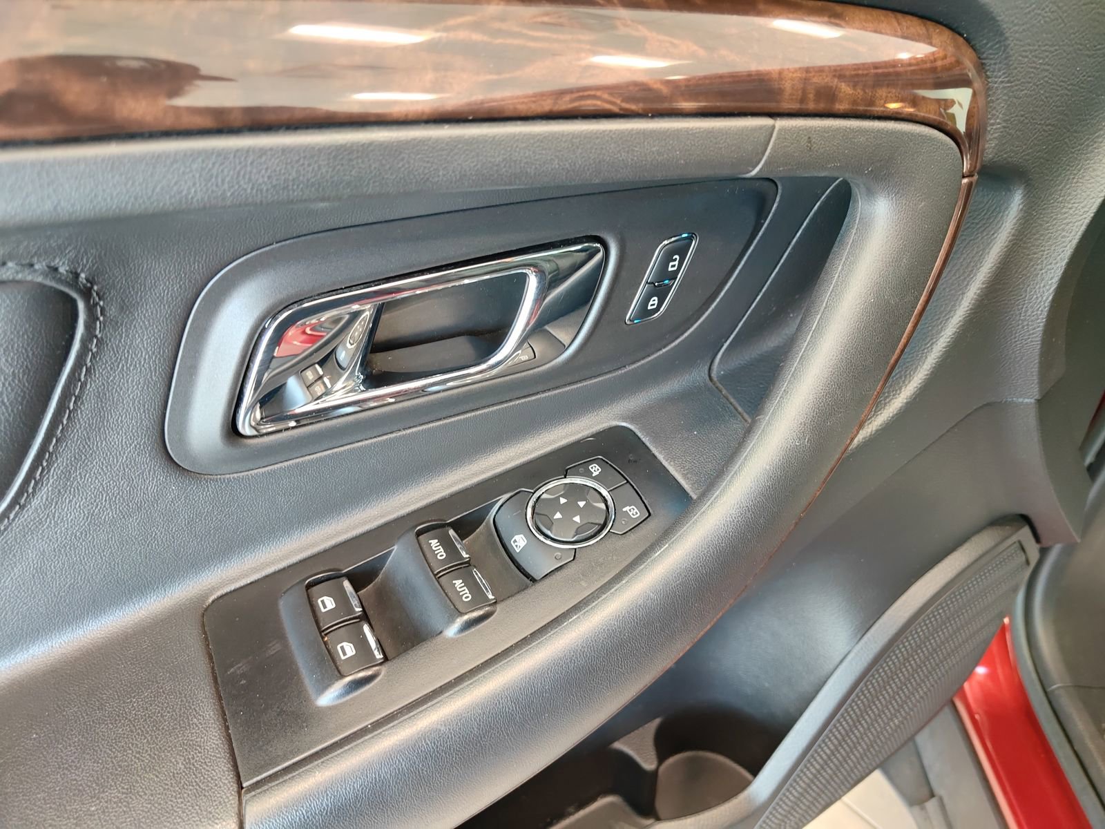 Used 2014 Ford Taurus Limited w/ Equipment Group 301A image 10