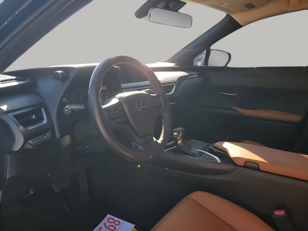 Used 2021 Lexus UX 250h AWD/4WD image 30