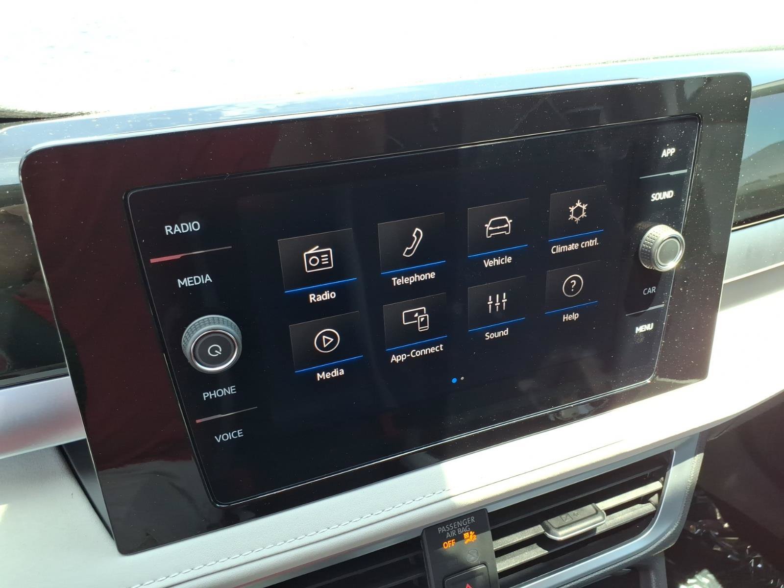 New 2026 Volkswagen Taos SE AWD/4WD image 19