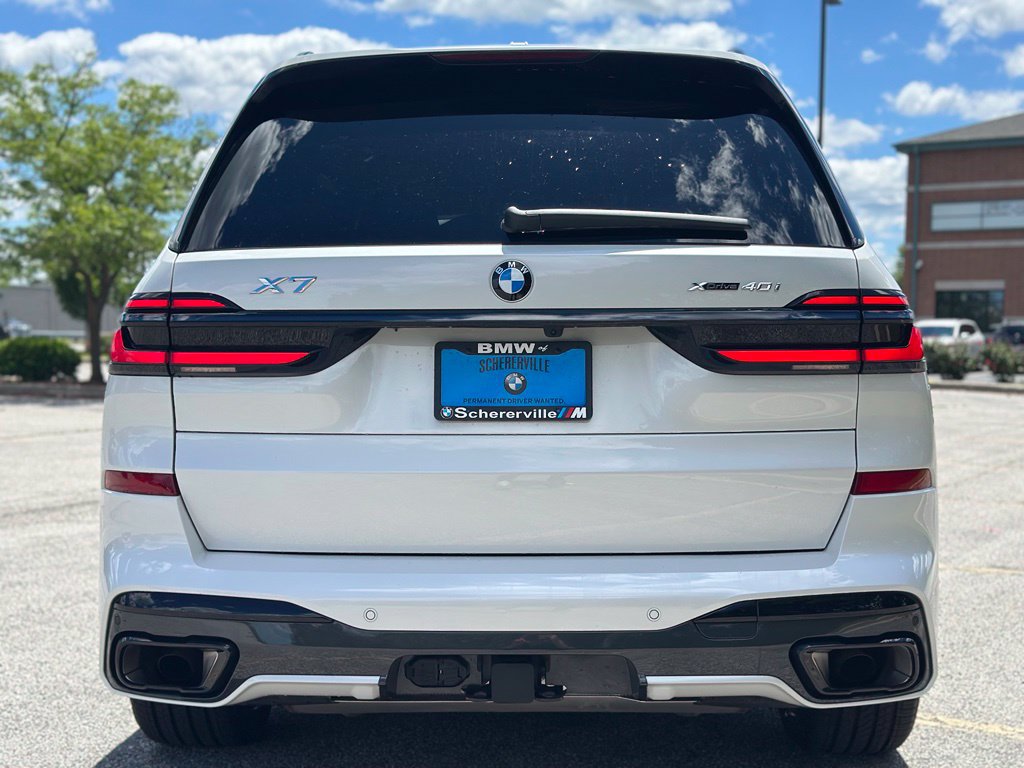 New 2026 BMW X7 xDrive40i w/ M Sport Package AWD/4WD image 6