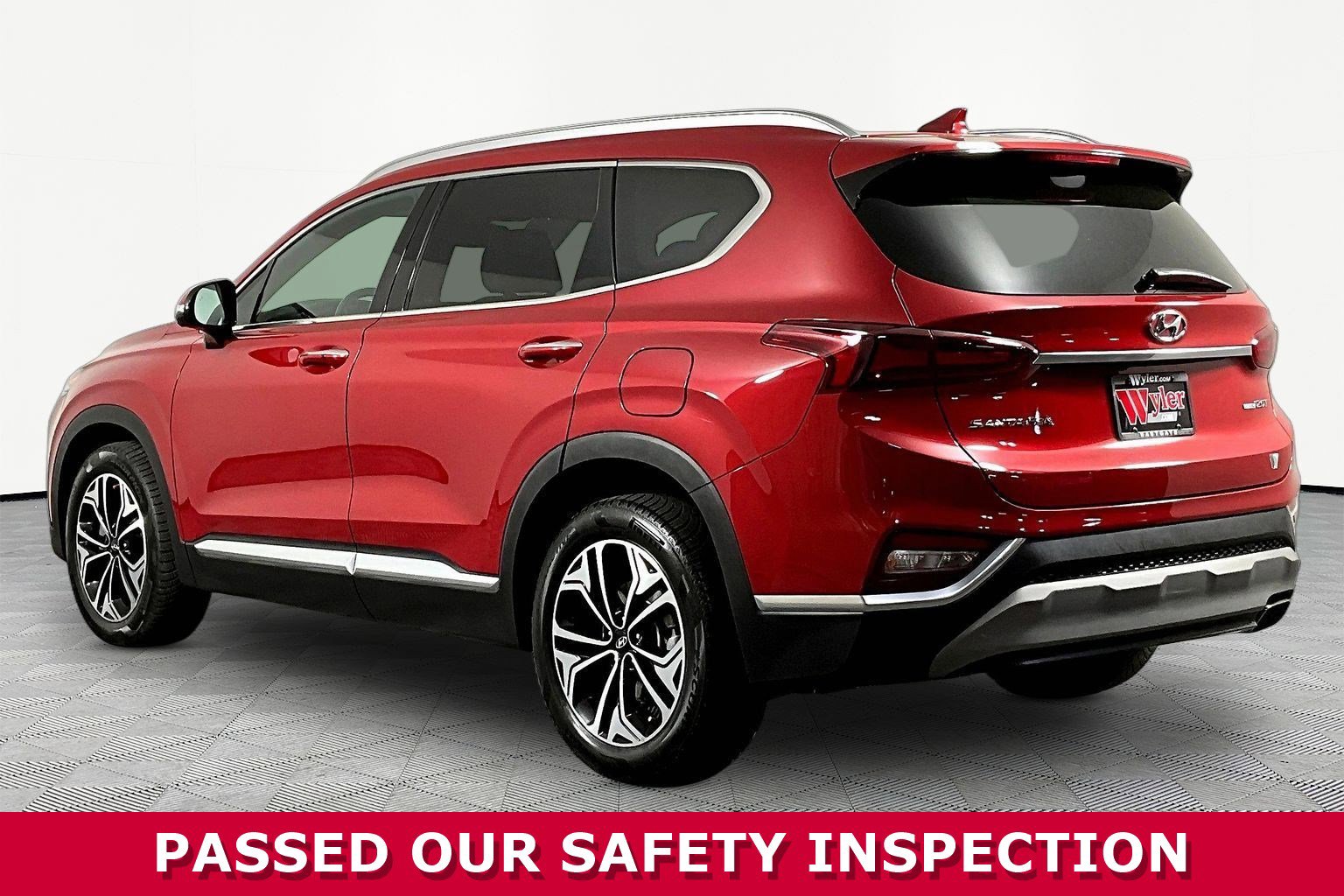 Used 2019 Hyundai Santa Fe AWD image 4
