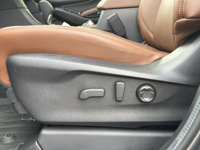 Used 2025 Subaru Ascent Touring w/ Popular Package #2 AWD/4WD image 24