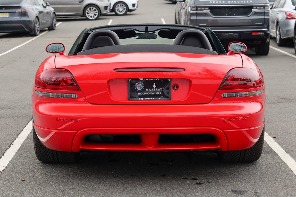 Used 2004 Dodge Viper SRT-10 image 14