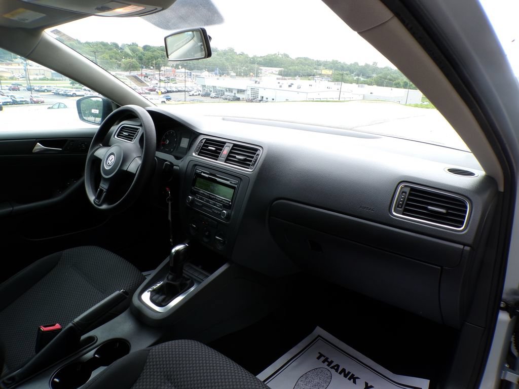 Used 2013 Volkswagen Jetta Sedan FWD image 14