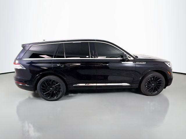 Used 2022 Lincoln Aviator Reserve w/ Equipment Group 201A AWD/4WD image 10