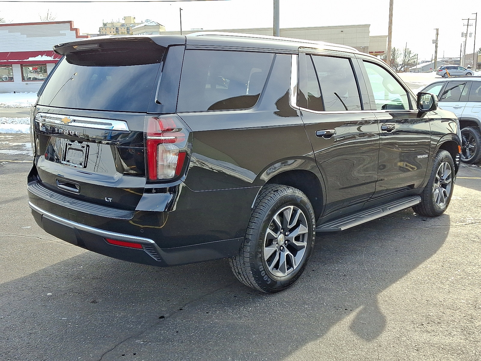 Used 2021 Chevrolet Tahoe LT w/ LT Signature Package image 5