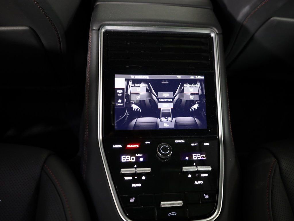 Used 2023 Porsche Panamera 4S image 35