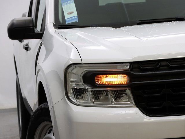 Used 2022 Ford Maverick XL image 4