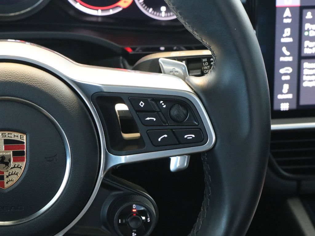 Used 2019 Porsche Cayenne S AWD/4WD image 12