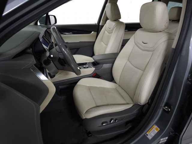 Certified 2023 Cadillac XT6 Premium Luxury w/ Technology Package AWD/4WD image 20
