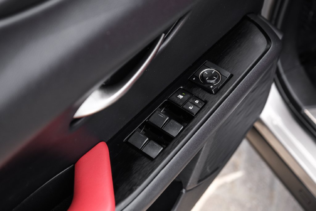 Used 2019 Lexus UX 200 F Sport w/ F Sport Premium Package FWD image 54