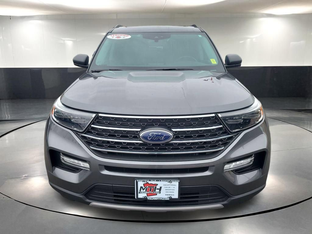 Used 2023 Ford Explorer XLT image 12
