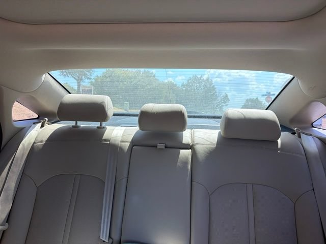Used 2016 Hyundai Sonata Limited w/ Option Group 02 FWD image 18