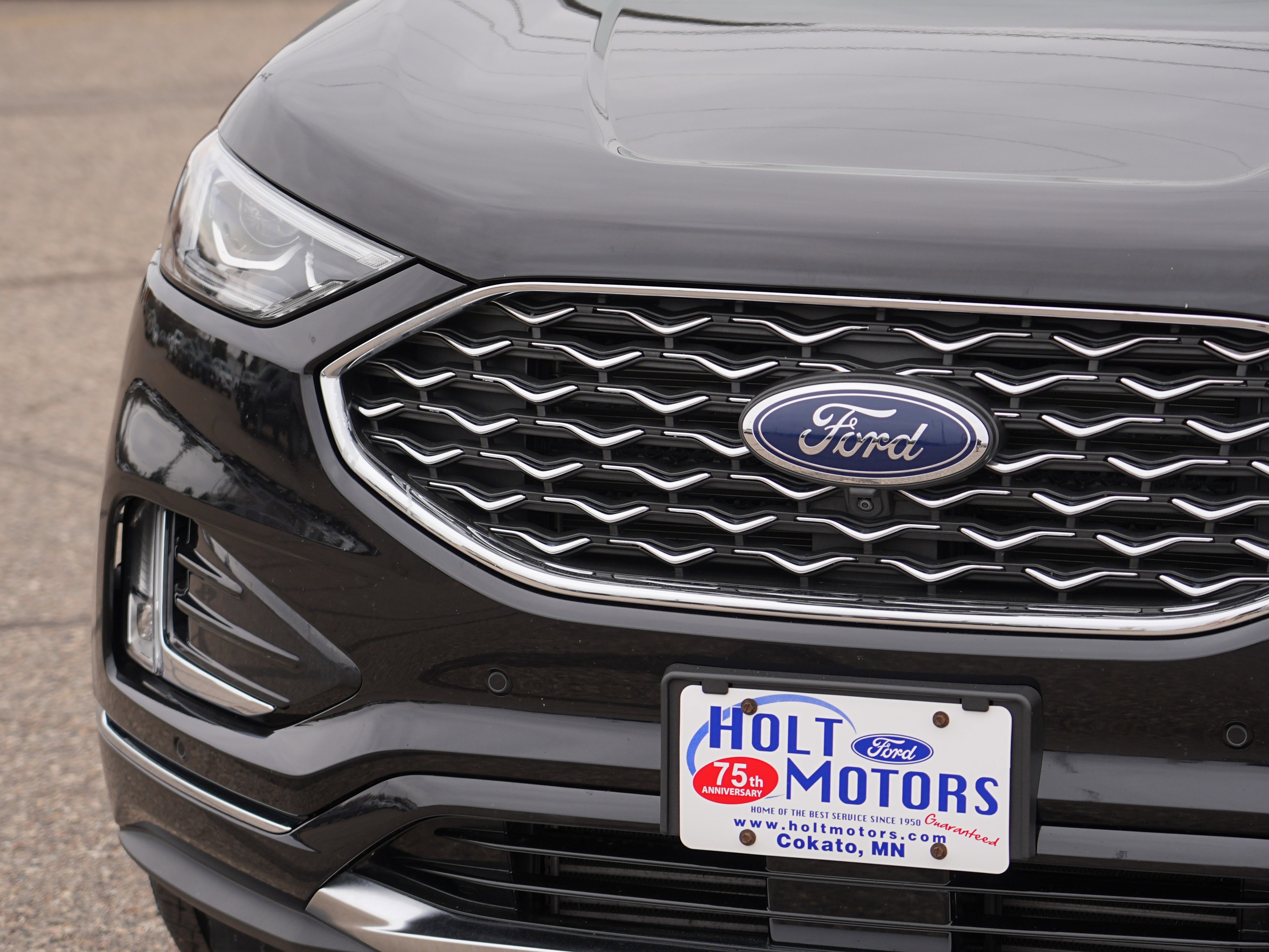 Used 2020 Ford Edge Titanium w/ Equipment Group 301A image 11