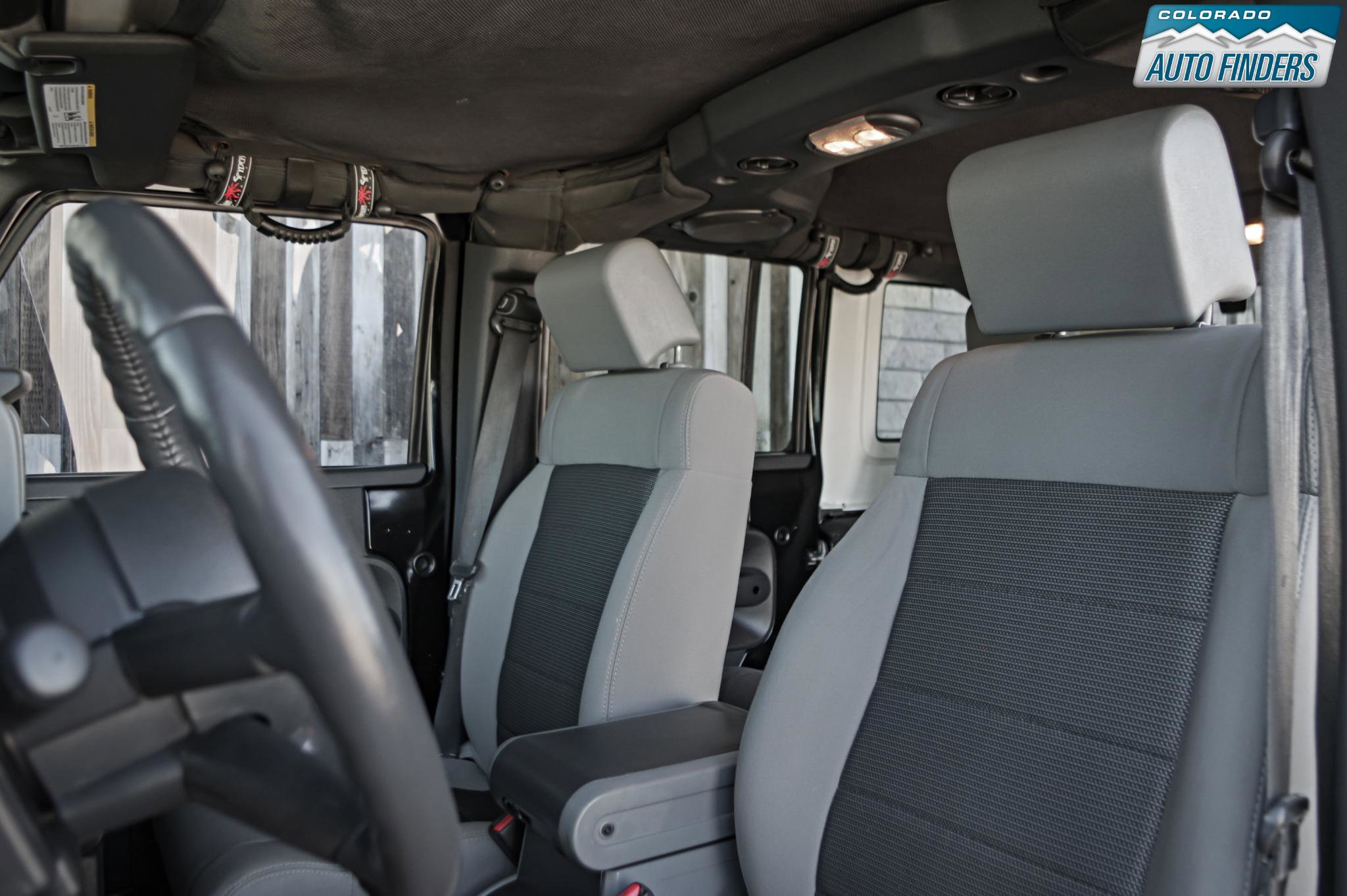 Used 2010 Jeep Wrangler Unlimited Rubicon w/ Dual Top Group image 11